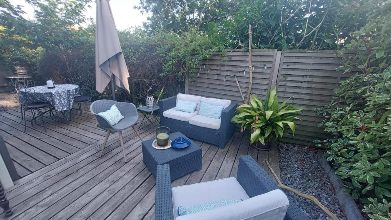 غوجان-ميستراس La Petite Cabane Un Petit Coin De Paradis المظهر الخارجي الصورة